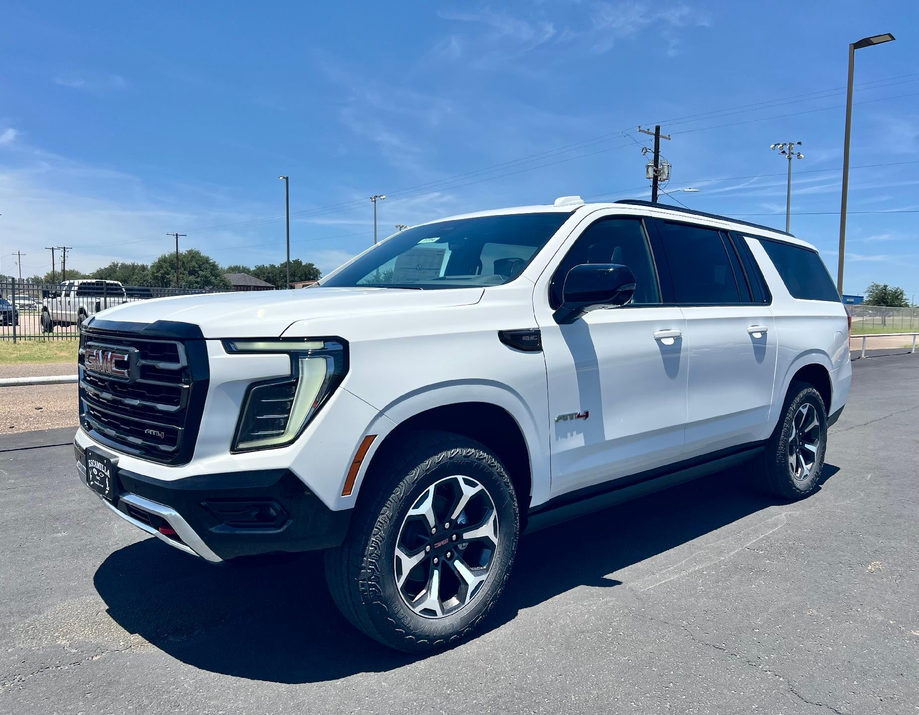 2026 GMC Yukon 4WD AT4 Ultimate AWD's photo