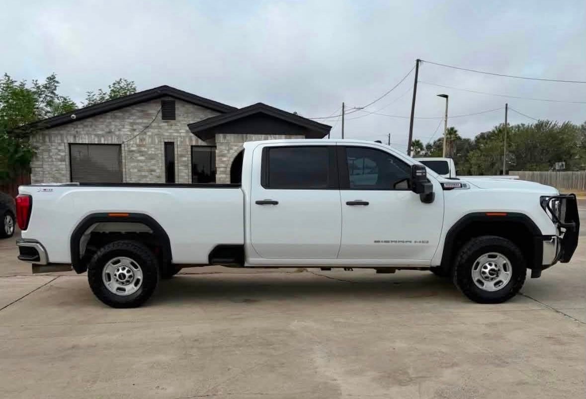 2024 GMC Sierra 2500 HD Pro