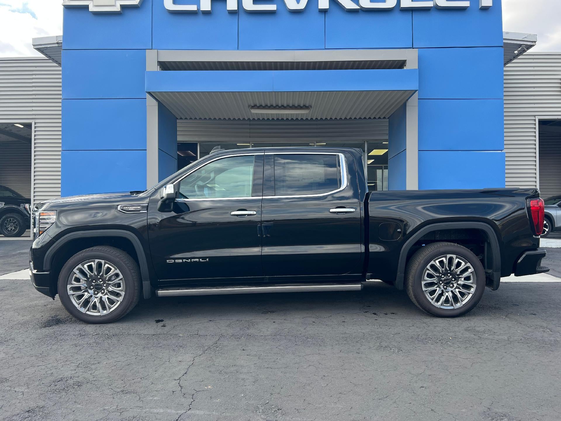 2025 GMC Sierra 1500 Denali Ultimate