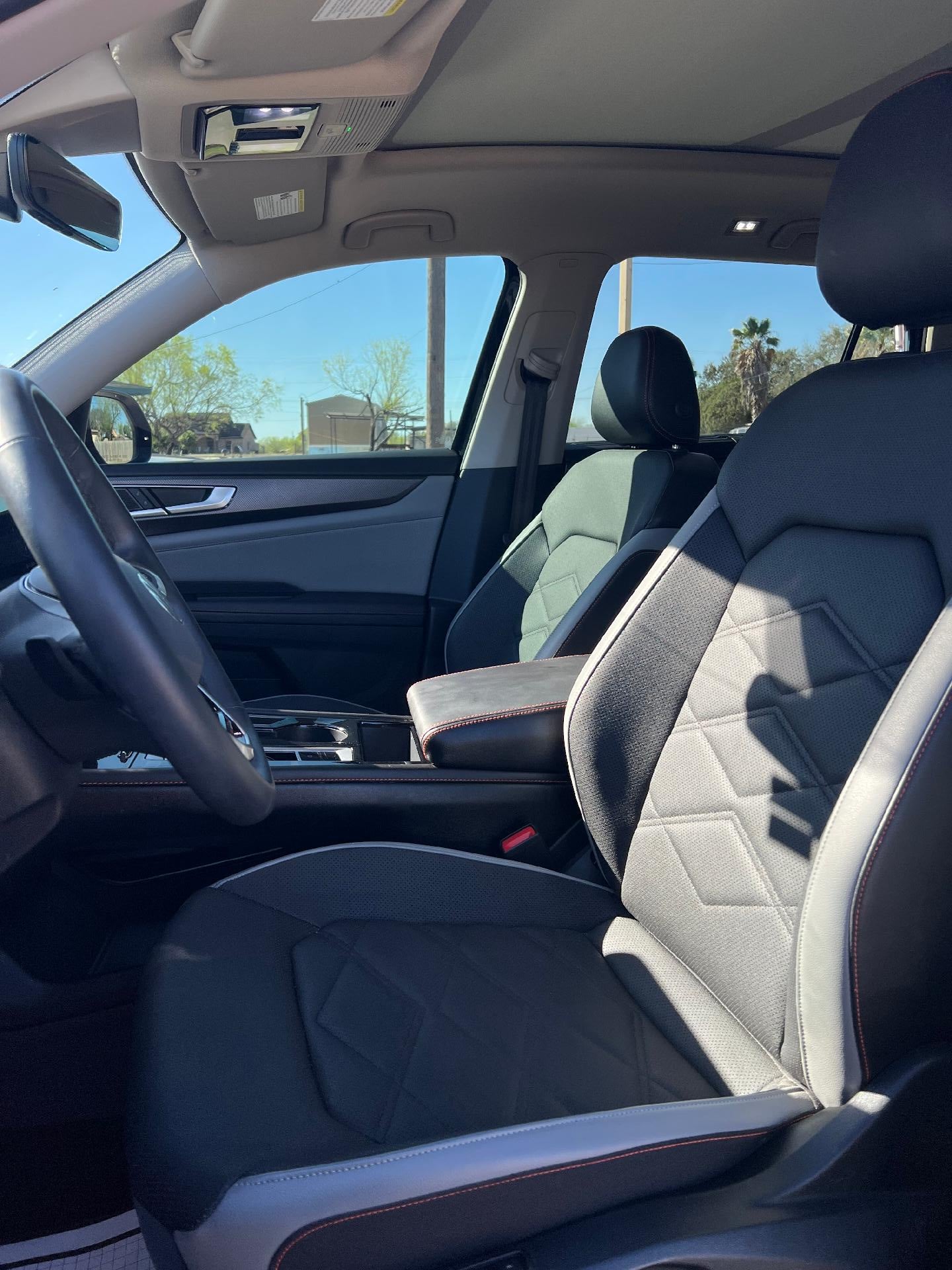 2024 Volkswagen Atlas 2.0T Peak Edition SEL