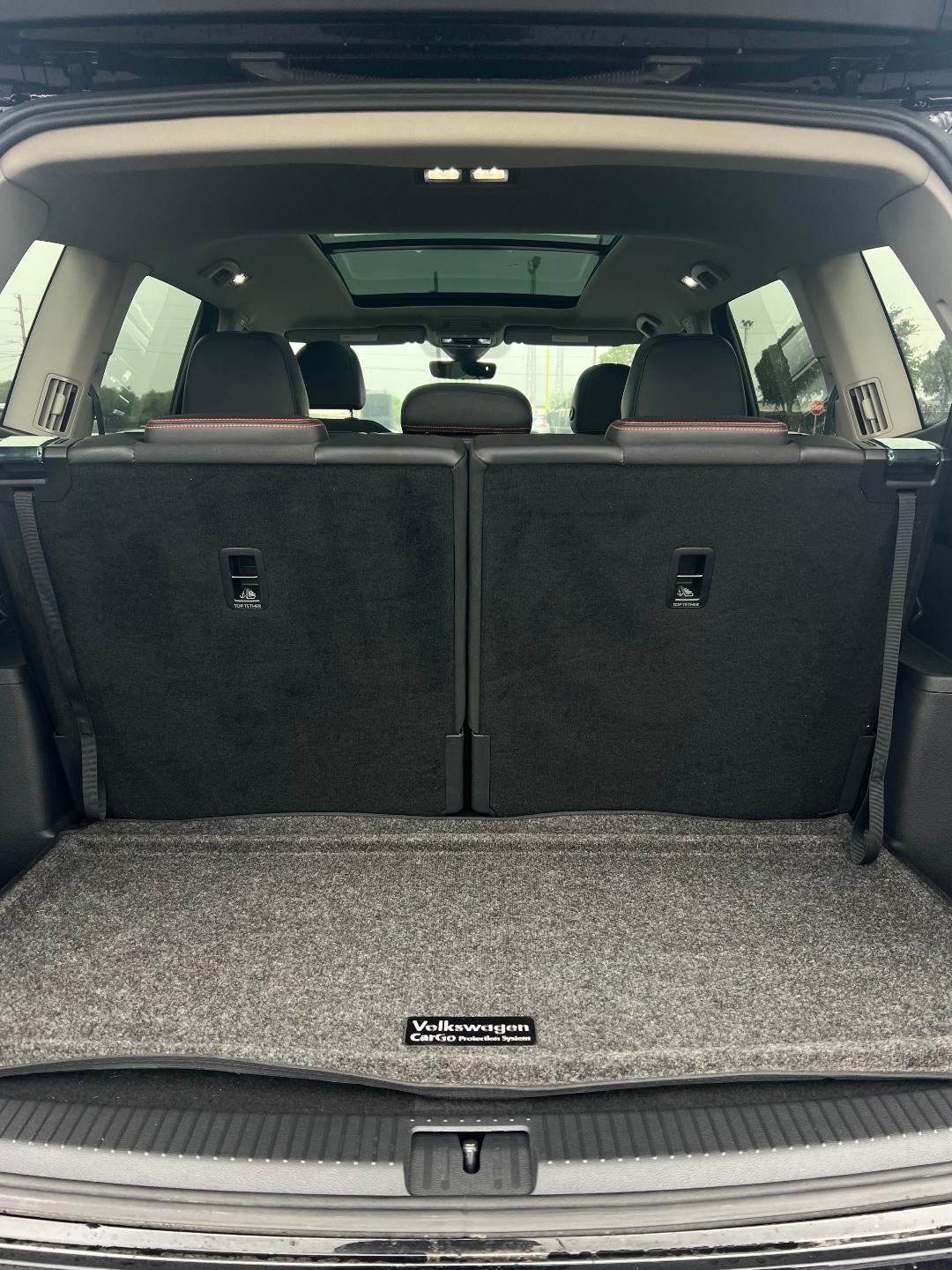 2024 Volkswagen Atlas 2.0T Peak Edition SEL