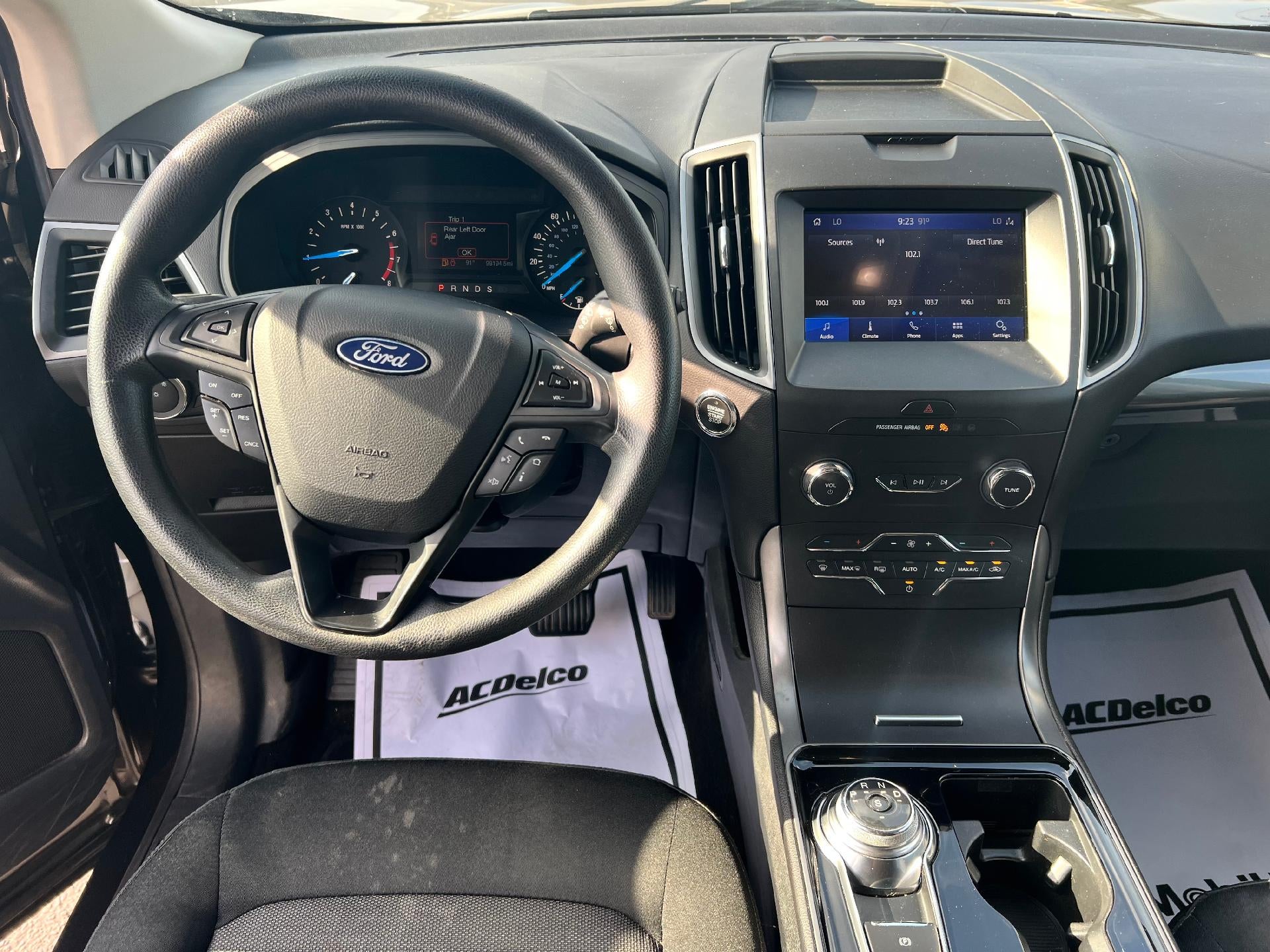 2020 Ford Edge SE