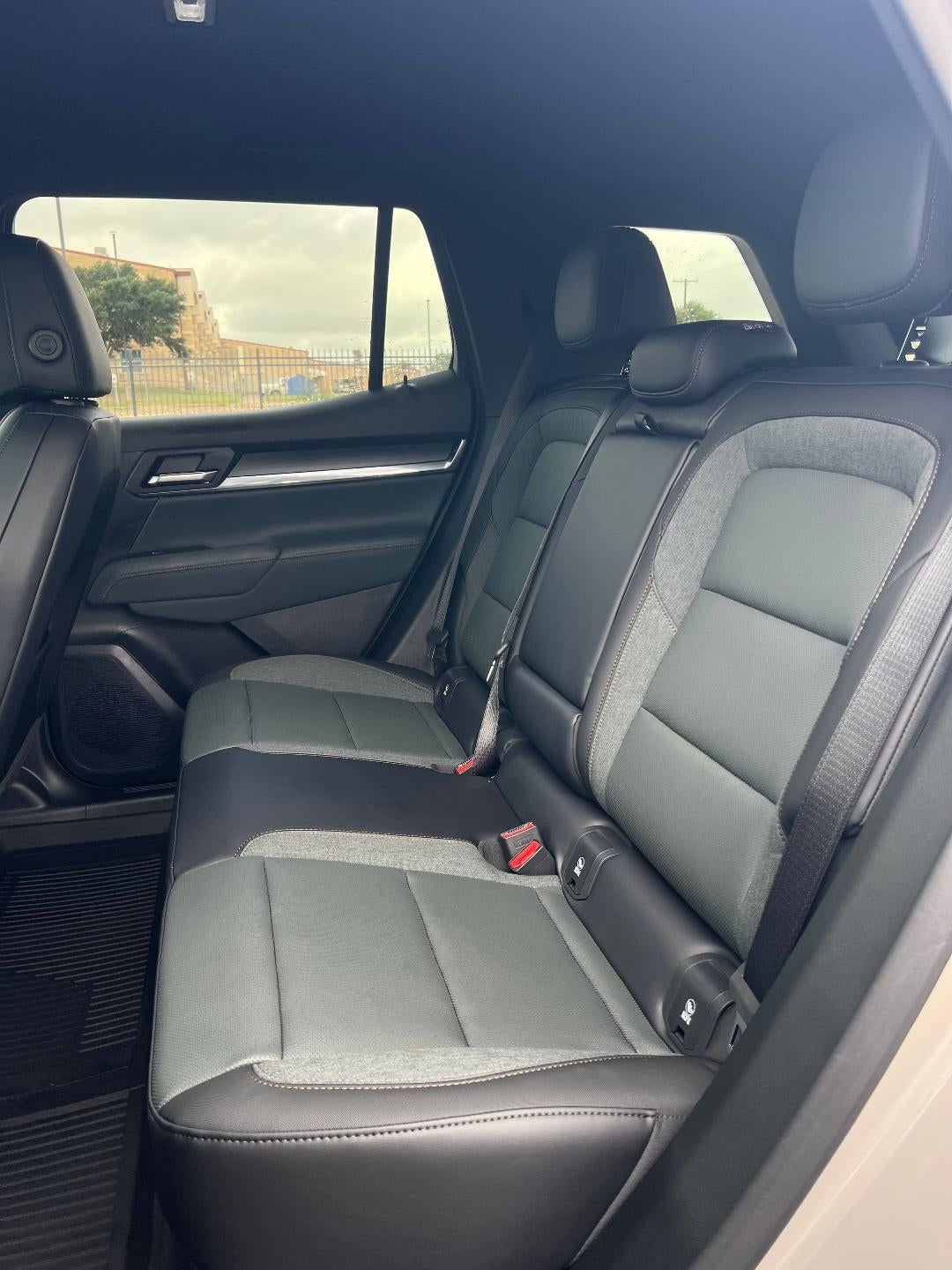 2027 GMC Terrain AWD AT4