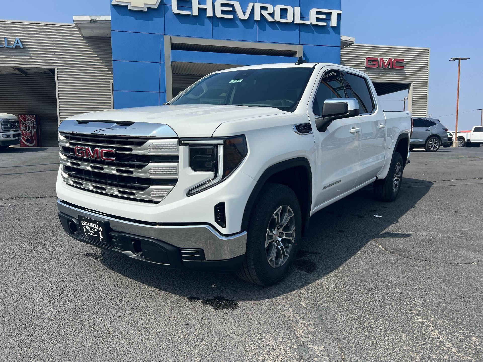 2026 GMC Sierra 1500 SLE