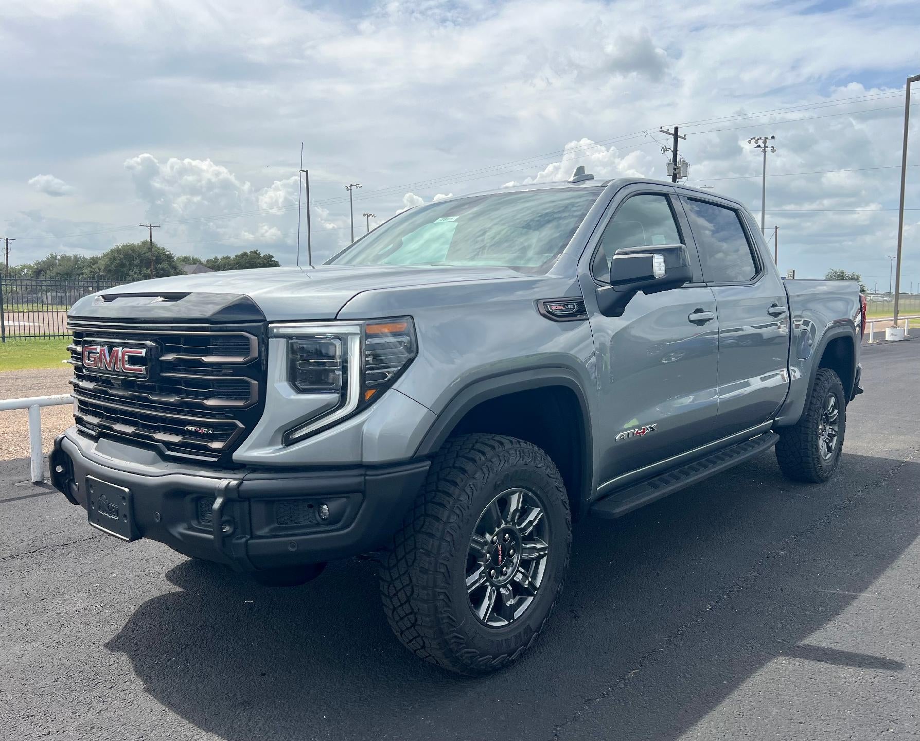 2026 GMC Sierra 1500 AT4X