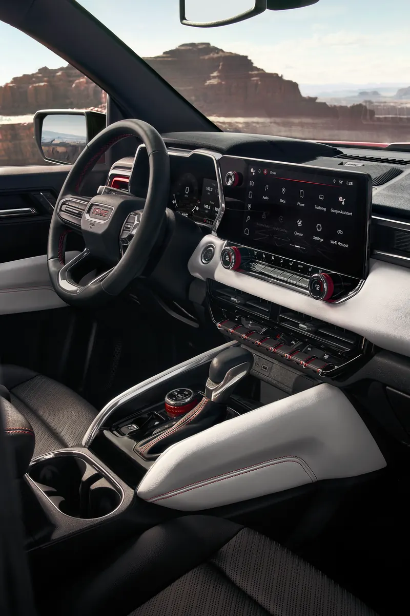 2026 GMC Canyon infotainment system at Escamilla GMC in Hebbronville TX